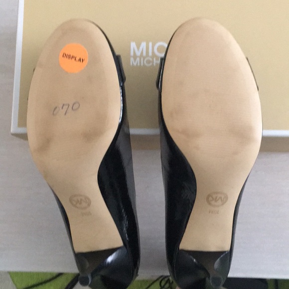 Michael Kors pumps - Picture 3 of 3